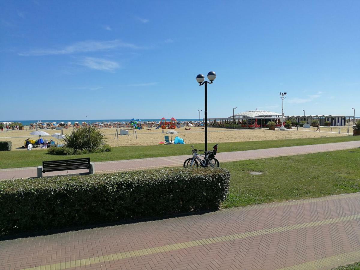 Condominio Simma Bibione Esterno foto